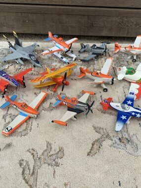 Lot Of 11 Disney Planes Diecast Dusty Ryan Bulldog Special Crophopper